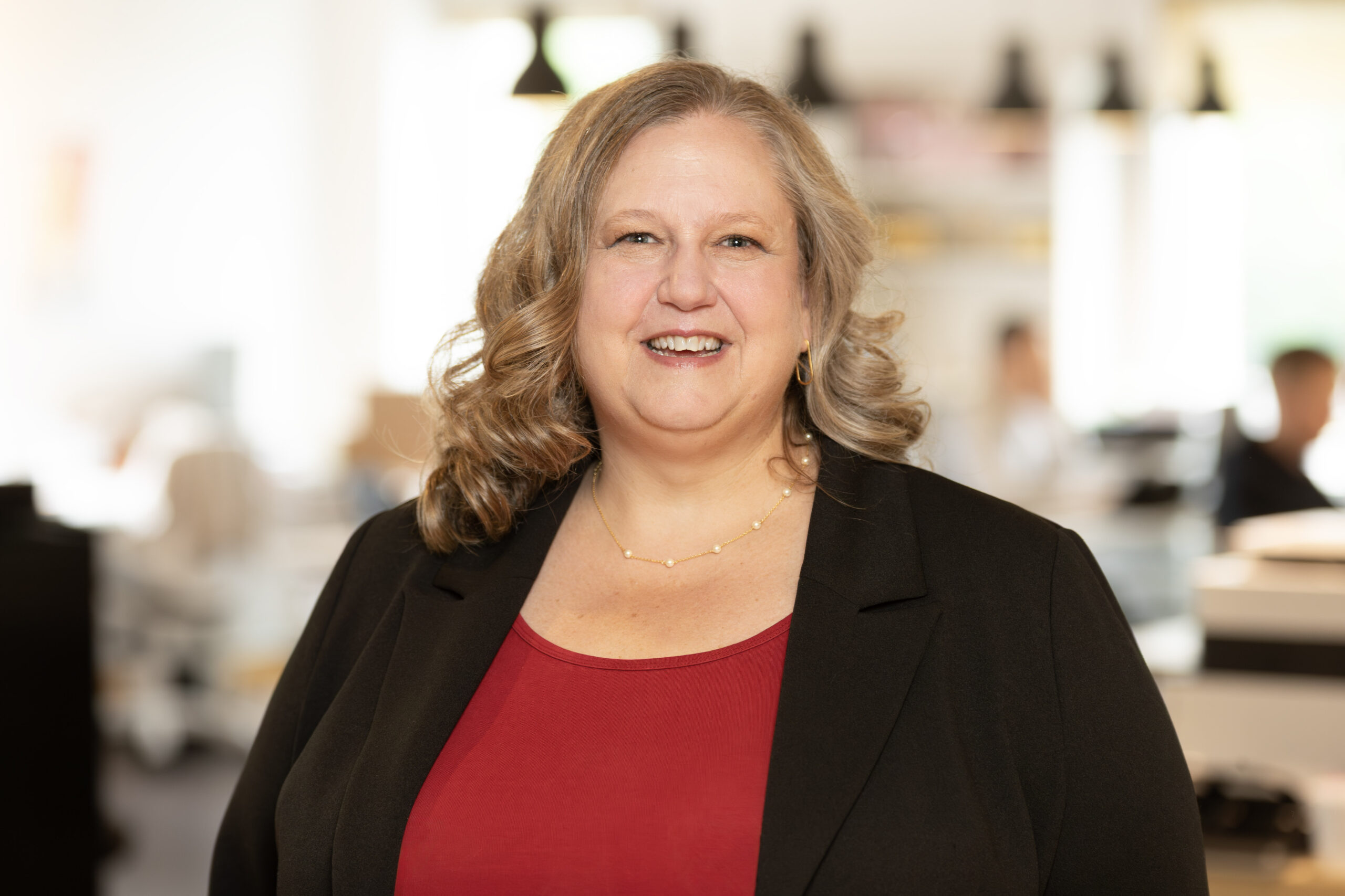 Jennifer Williams Headshot